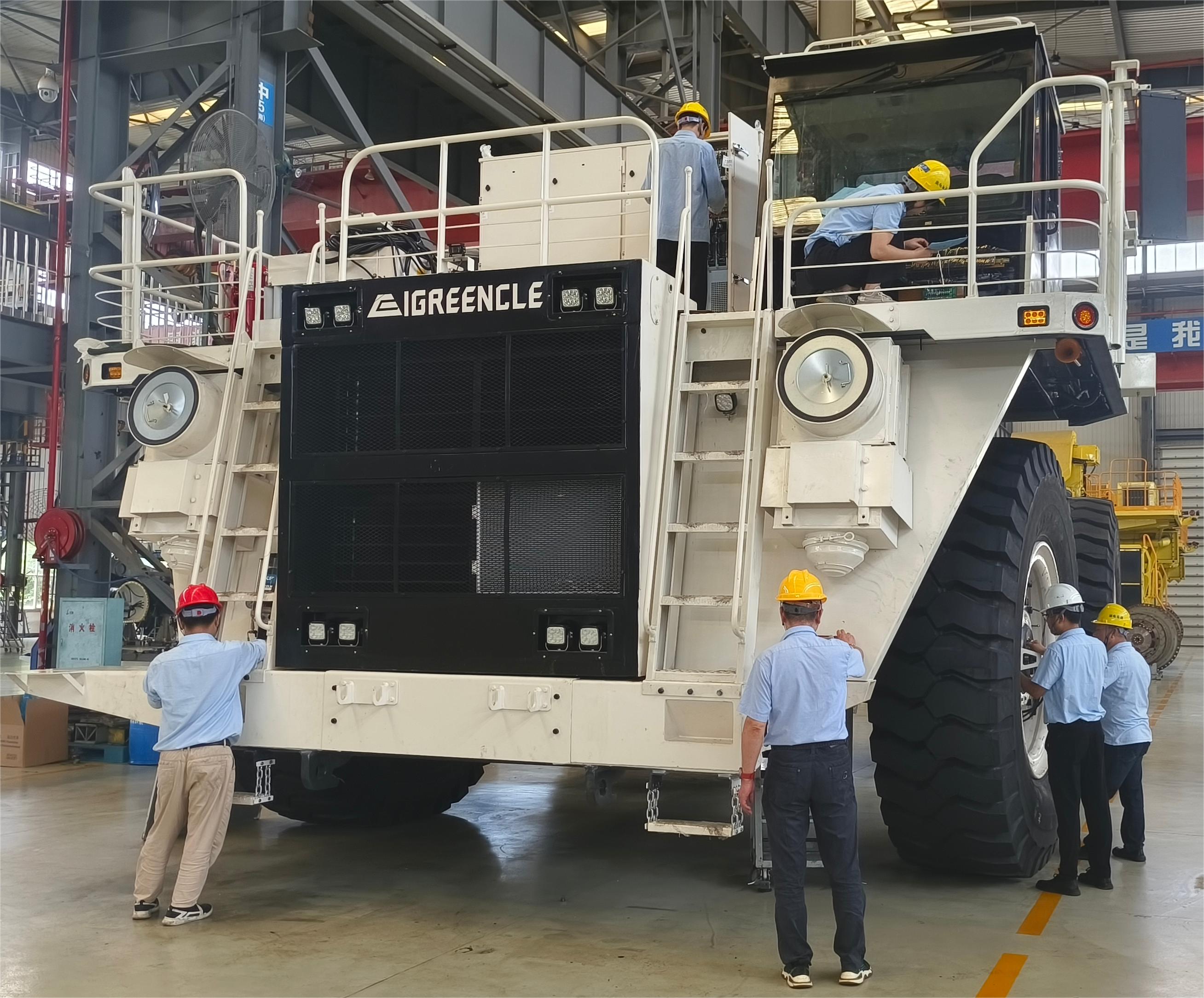 重裝現場(chǎng)-張杰.jpg 重裝現場(chǎng)-張杰.jpg